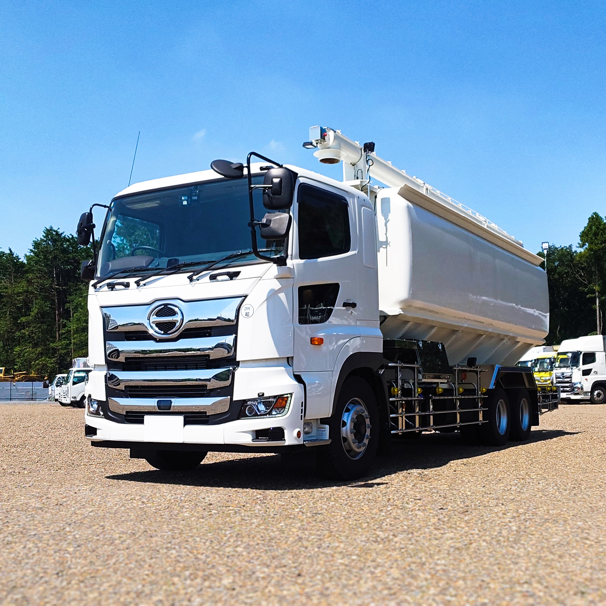 トレーラー ダンプ式 車検1年くらいあったはずです